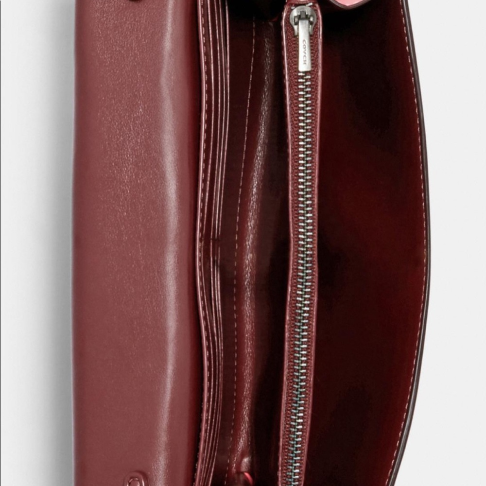 TRADED Coach Chain Crossbody - Picture 4 of 5